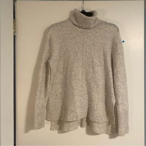 Athleta Transit Wool Blend Turtleneck Sweater Women’s M Heather Gray OldMoney